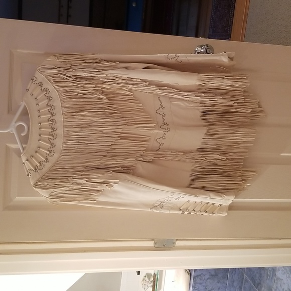 Cream Soft Leather Fringed Western   Jacket Studs - Picture 7 of 13